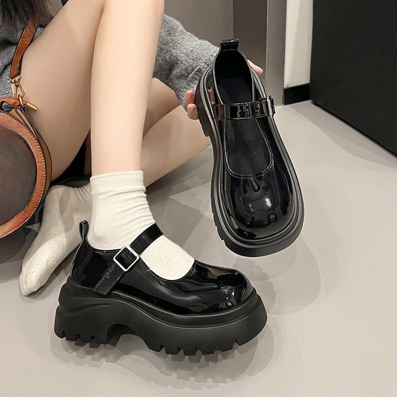 

Fashion Patent Leather Block Heel Single Shoes Autumn New Round Toe Shallow Mouth One Strap Platform Mary Jane Shoes 40