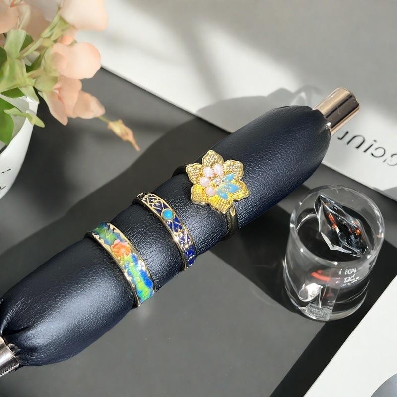 New French Retro Flower Enamel Dripping Open Ring Temperament Light Luxury High Sense Niche Ring