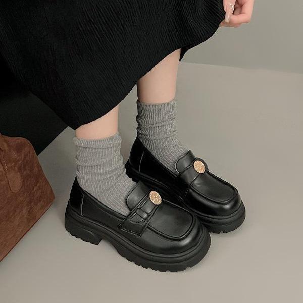 Thick-soled one-pedal loafers women's autumn and winter 2025 new retro small leather shoes British style thick heel single shoes small fragrant style