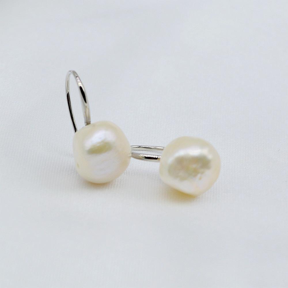 Girls Cute Sterling Silver Earrings Natural White Freshwater Pearl Small Earrings Baroque Style Fish Hook Earrings