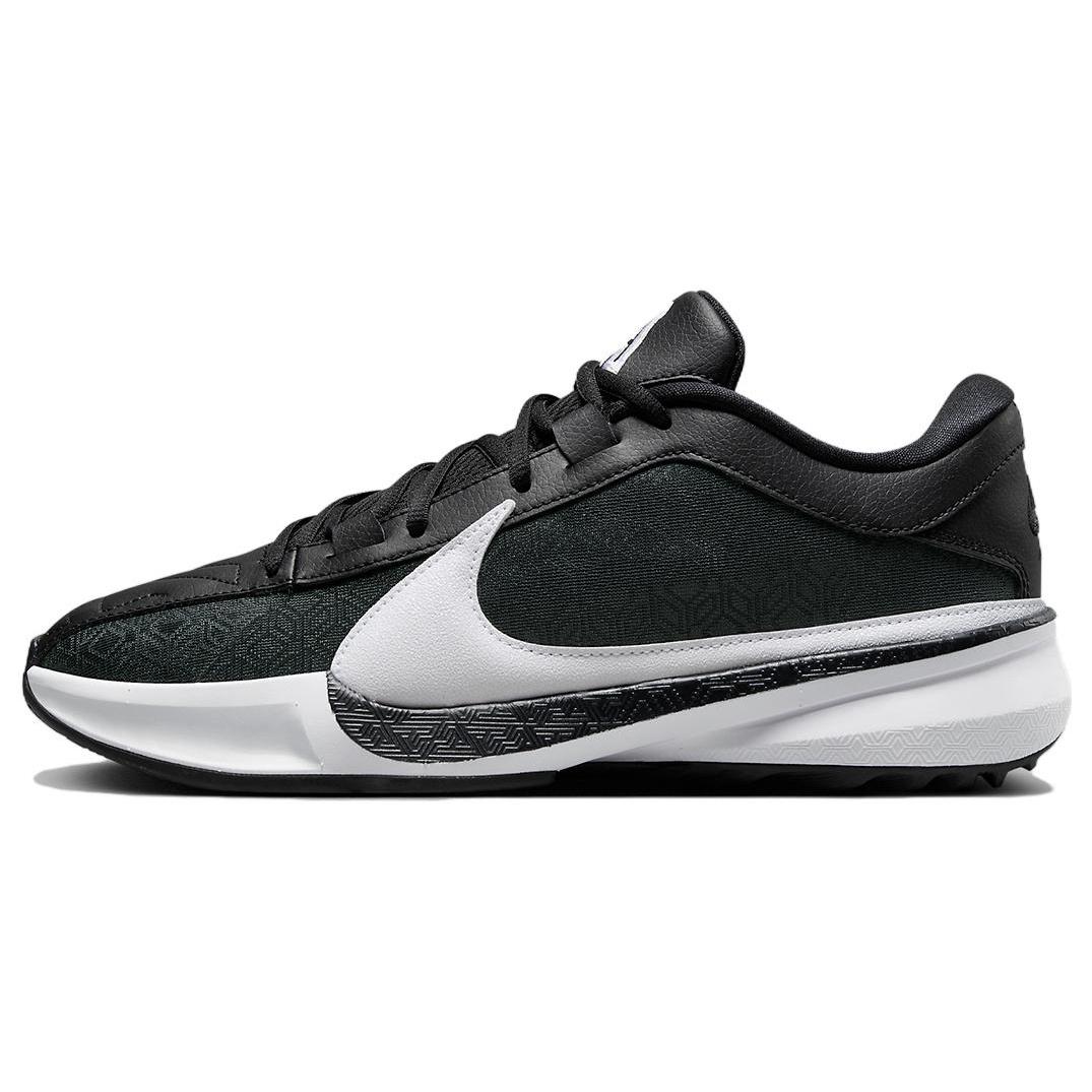 Nike Zoom Freak 5 TB  Black White  Men s DZ2946-001 EU 44