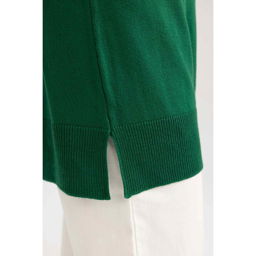 Tunika z okrągłym dekoltem o regularnym kroju