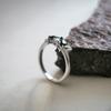 Серебряное кольцо с натуральным сапфиром, фианитами, вес изделия 2,55 гр (2202806)