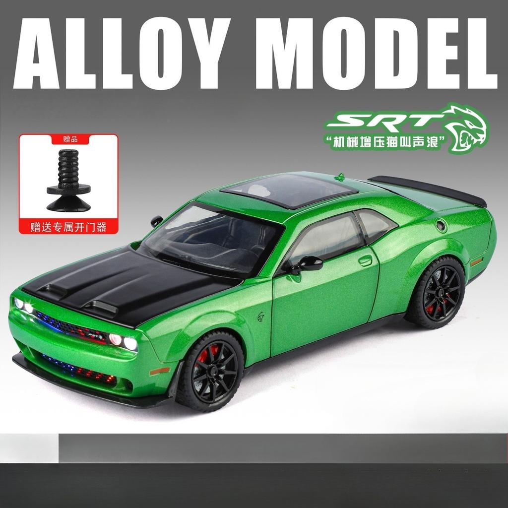 1:24 Challenger Hellcat Redeye Litinový Model Muscle Car Zvuk A Světlo Stahovací Dětská Hračka Sběratelský Předmět Dárek k Narozeninám