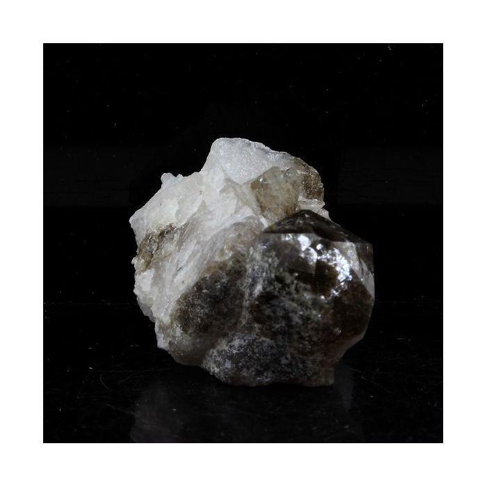 Pierres et Minéraux. Quartz + Chlorite. 77.30 ct. Plan-du-Lac, St. Christophe-en-Oisans, Isère, France.