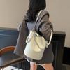 Fashionable Large Capacity Portable Commuter Bag Women's 2025 Summer New Bucket Bag High-end One-shoulder Underarm Bag