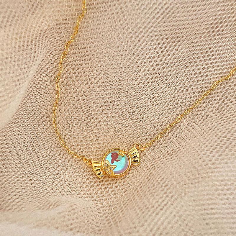 Blue Candy Pendant Necklace for Women Flashing Diamond Clavicle Chain High-end Niche Design Ins Style