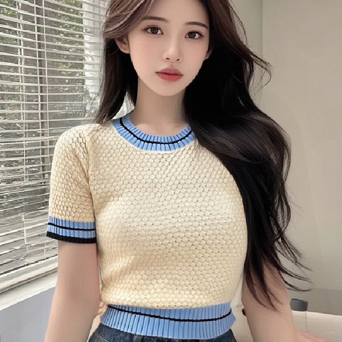 Summer Contrasting Color Round-neck Short-sleeved Knitted Sweater A Stylish and Versatile Loose Top for Women