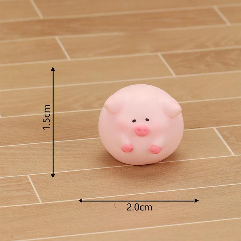 Cute Mini Piggy Ornament Cartoon Pig Figurine Micro Landscape Car Interior Home Desktop Decoration