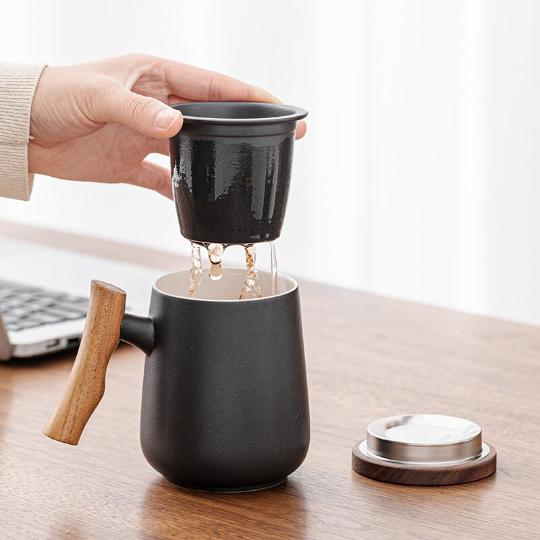 Ceramic Tea Cup Infuser with Wood Handle 400ml