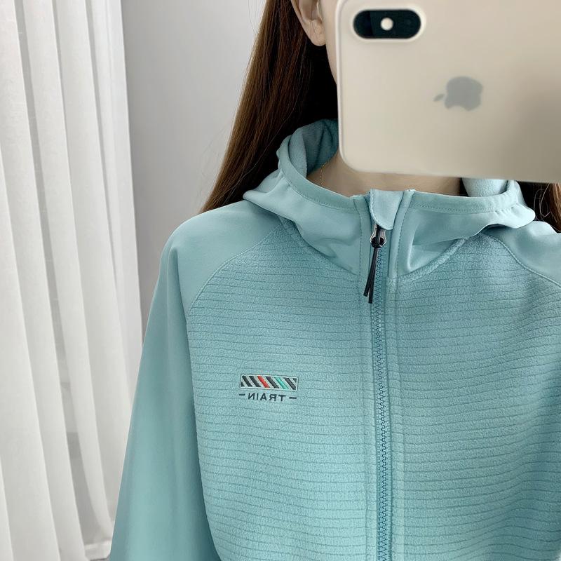 Women's Hooded Polar Fleece Softshell Jacket - Outdoor Windbreaker for Spring/Autumn