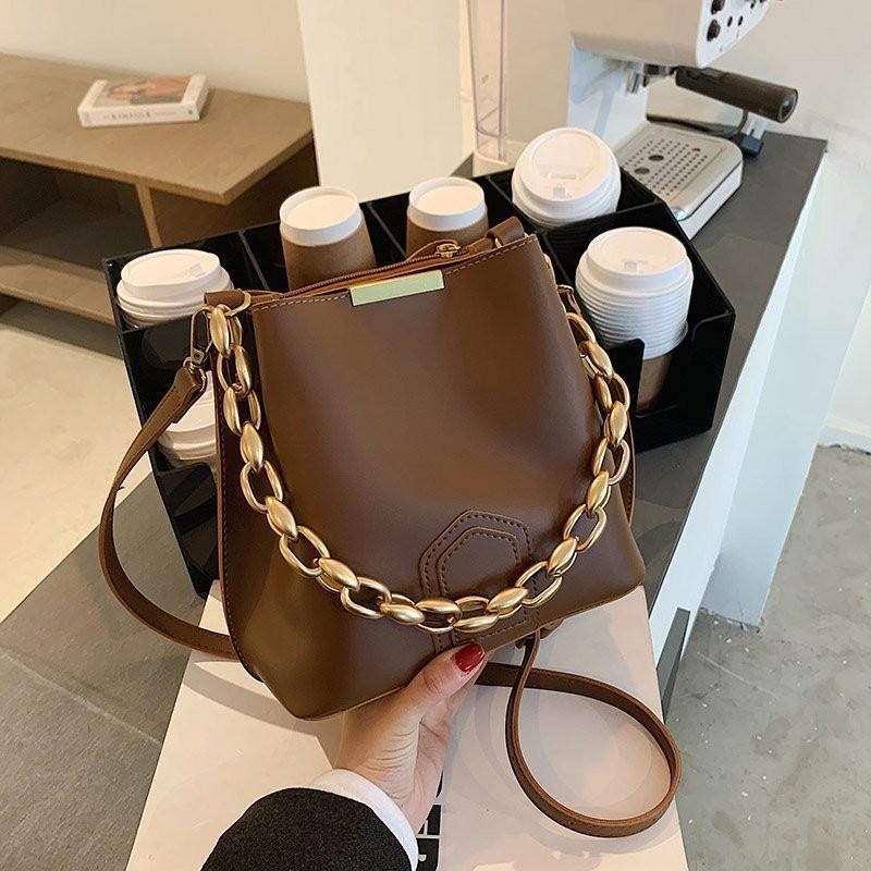 Stylish Retro Chain Underarm Bag For Women 2023 New Large Capacity Shoulder Bag Street Trend