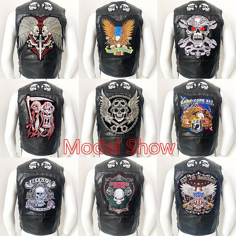 Binding Vest Leather Vest Men's Motorcycle Shoulder Four Season Cycling Clip Classic Embroidered Badge 11 Pieces of Elastic Bands Are Tied.