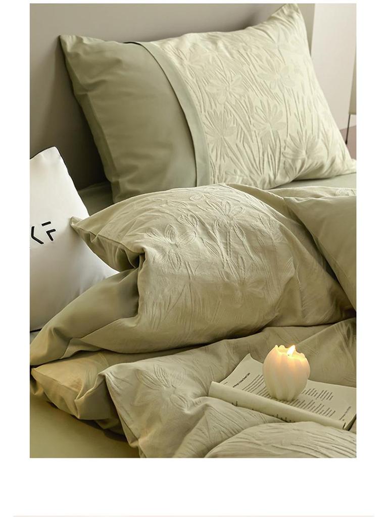 Luxurious 100s All-Cotton Mother-Baby Bedding Set: Warm, Skin-Friendly Jacquard, Four-Piece