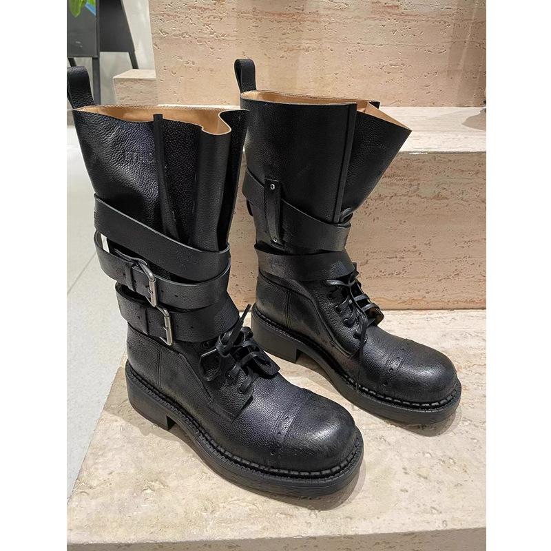 Brytyjski styl retro czarne średniej długości kozaki jeździeckie krótkie buty damskie 2025 wiosna i lato nowe miękka skóra gruba podeszwa klamra pasek buty motocyklowe