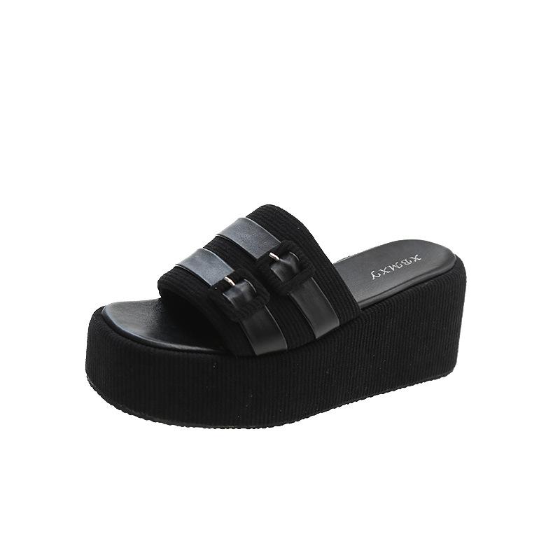 

Внешняя торговля наклонный каблук классные тапочки женские летние 2025 новые интернет знаменитости мода одно слово перетащить ремень пряжка маффин тапочки на толстой подошве 35 чёрный