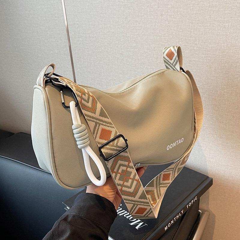 Canvas Bag Women's New Spring and Summer Versatile Dumpling Bag Leisure Sports Broadband Shoulder Messenger Bag Women's Bag