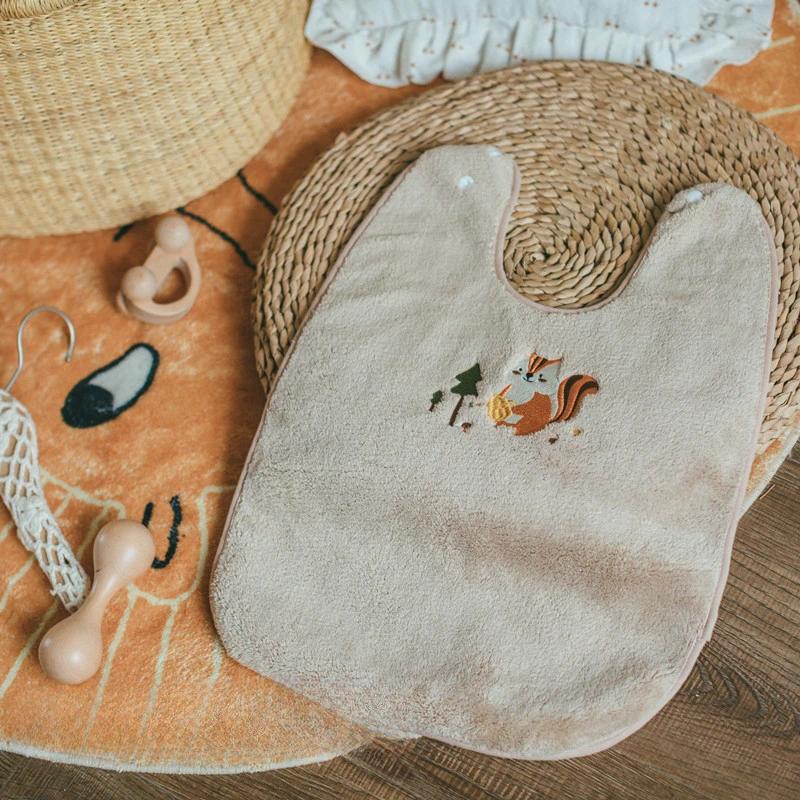 Cartoon Baby Bibs Soft Combed Cotton Washing Face Towl for Children Waterproof Cute Animal Baby Feeding Bib Clothes
