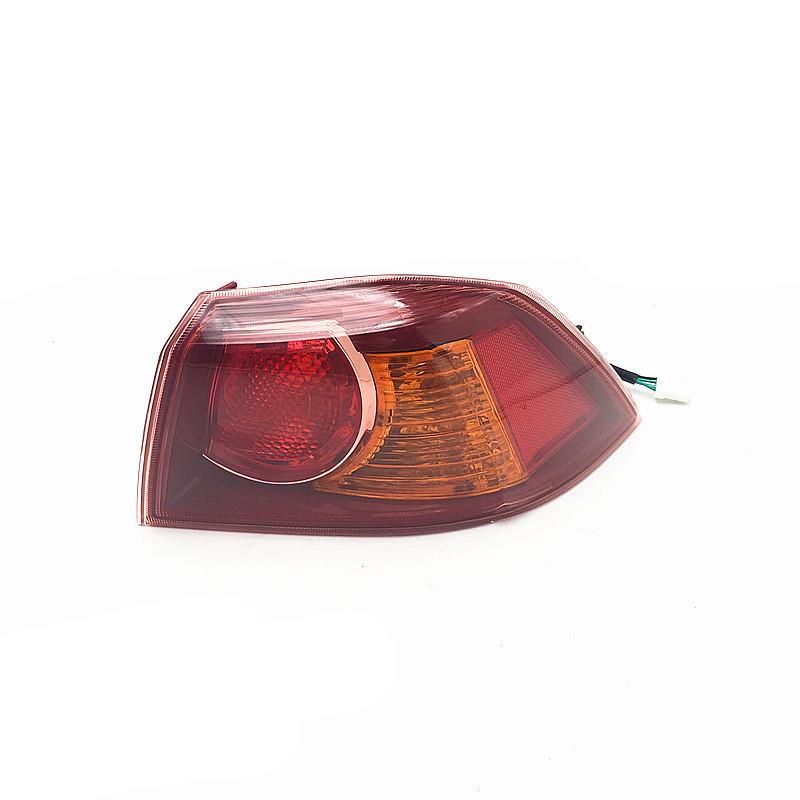 

Совместимо с 2010-2015 Mitsubishi Lancer EX Задний фонарь в сборе Red Base, Driver Side Flat Light (Inner)