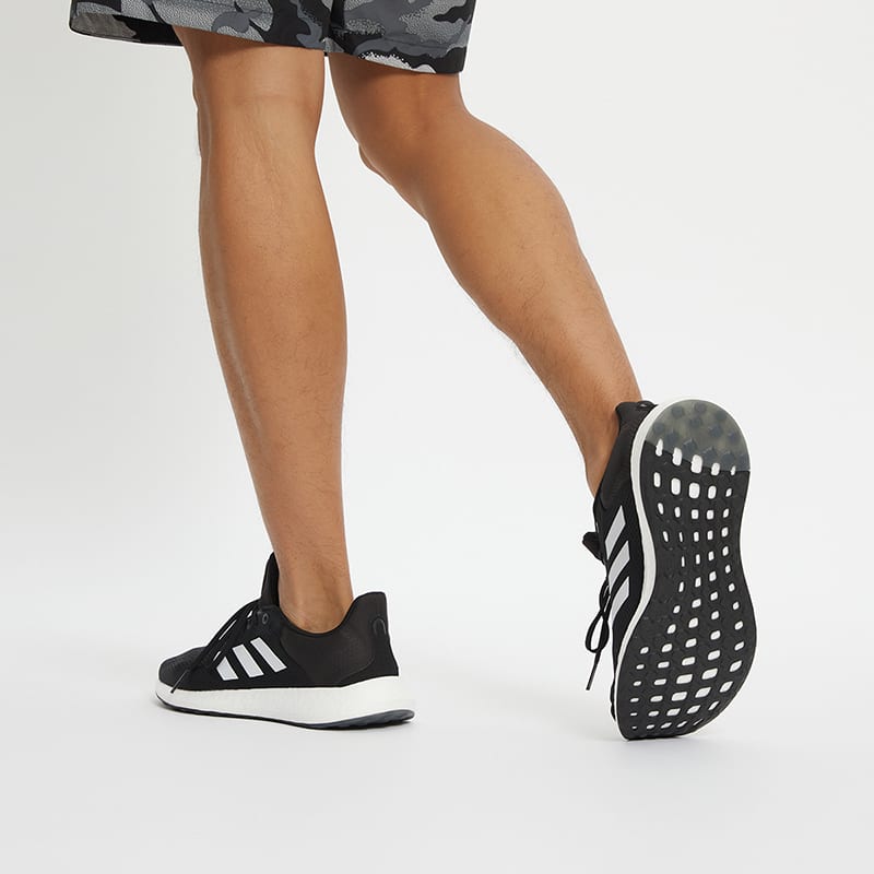 Adidas PureBoost 21 'Black White' GW4832