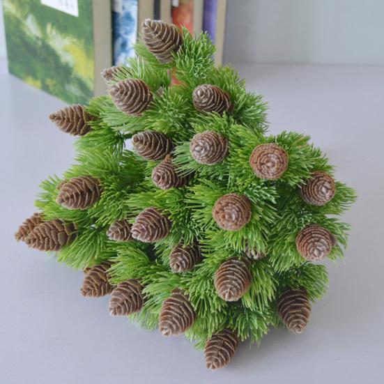 2 Bouquets Artificial Plant 7-pronged Easy To Care Plastic Fake Cedar Branches with Simulation Pine Cones for Home