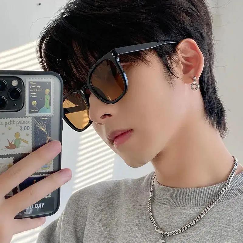 Fashion Square Sunglasses Women Clear Ocean Lens Shades UV400 Men Retro Rivets Decoration Orange Pink Sun Glasses Lentes