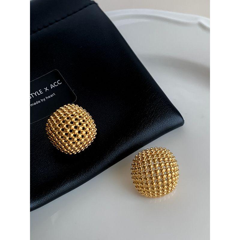 S925 Silver Needle European and American Style Metal Woven Hollow Ball Earrings, Stylish and Trendy Earrings for Women, Light Luxury and Fashionable