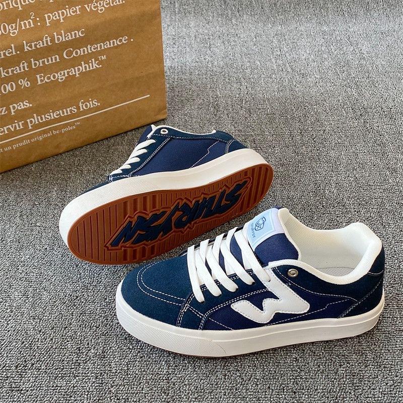 

Korean version of trendy fashion casual versatile retro bread shoes women s ins niche American street low-top Harajuku board shoes 44