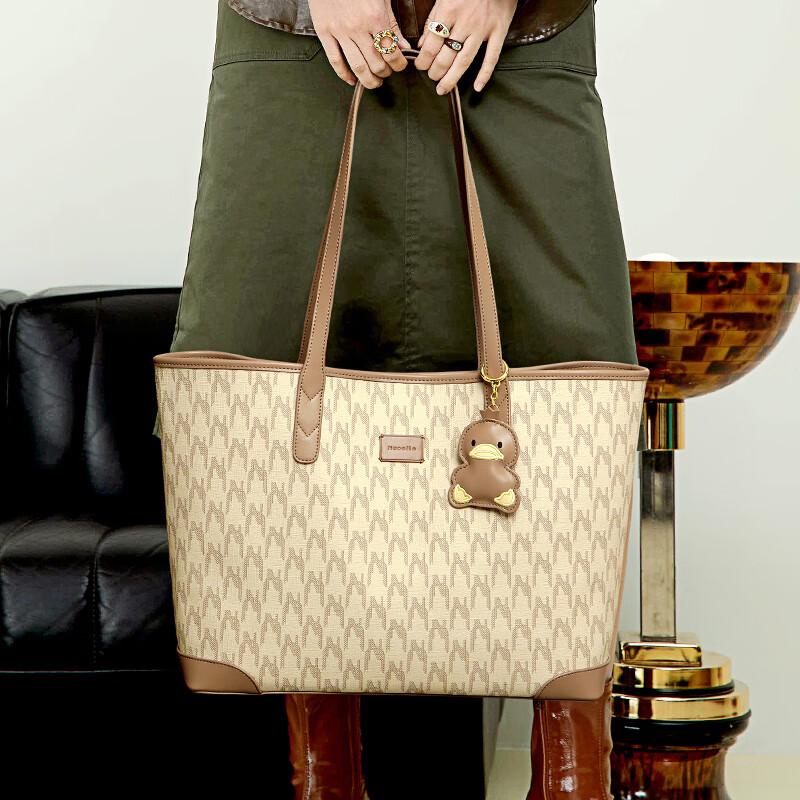 NUCELLE Women's Handbag, Tote Bag, Large Capacity, Commuter Shoulder Bag, Brown, Medium Size