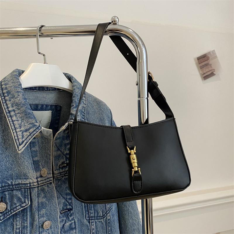 

Stylish Fashionable Women s Shoulder Bag Trendy Chic Crossbody Bag In Black White Brown Silver Khaki чорний