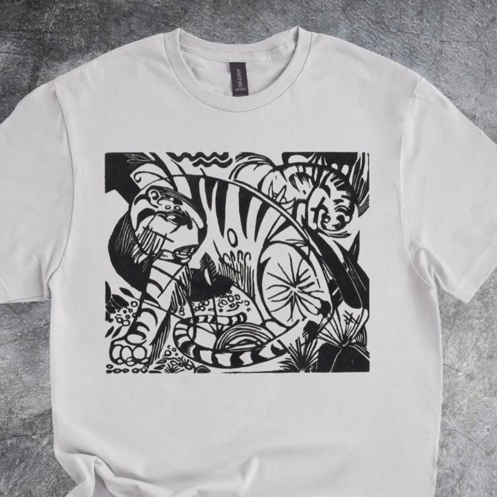 Tiger Artwork Shirt Abstract Jungle Design Black Ink Graphic Tee Tshirt Light Gray 140