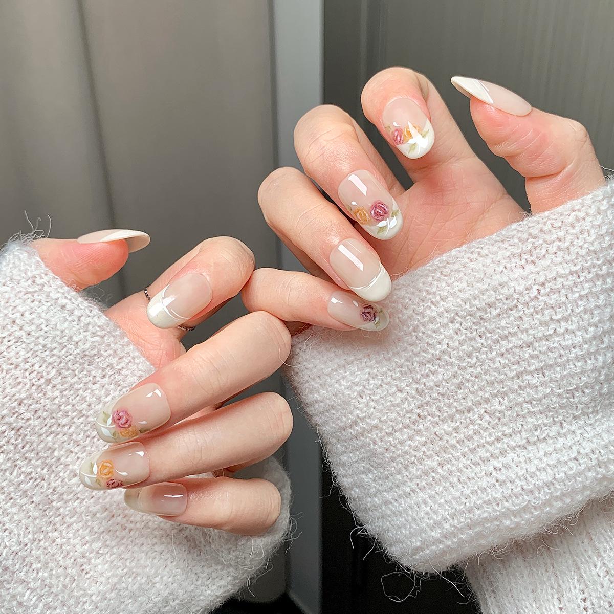 

Handmade Short Oval Wearable Nails with Hand-Painted Rose Flowers