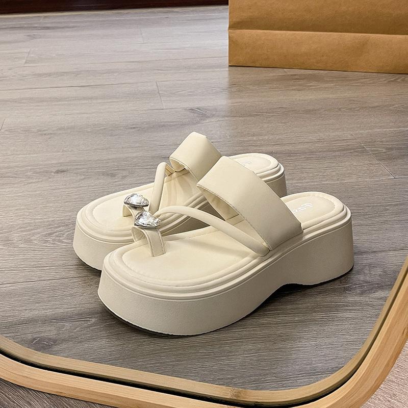 Small Height-increasing Platform Beach Shoes for Women To Wear Summer New High-end Silver Rhinestone Toe Slippers