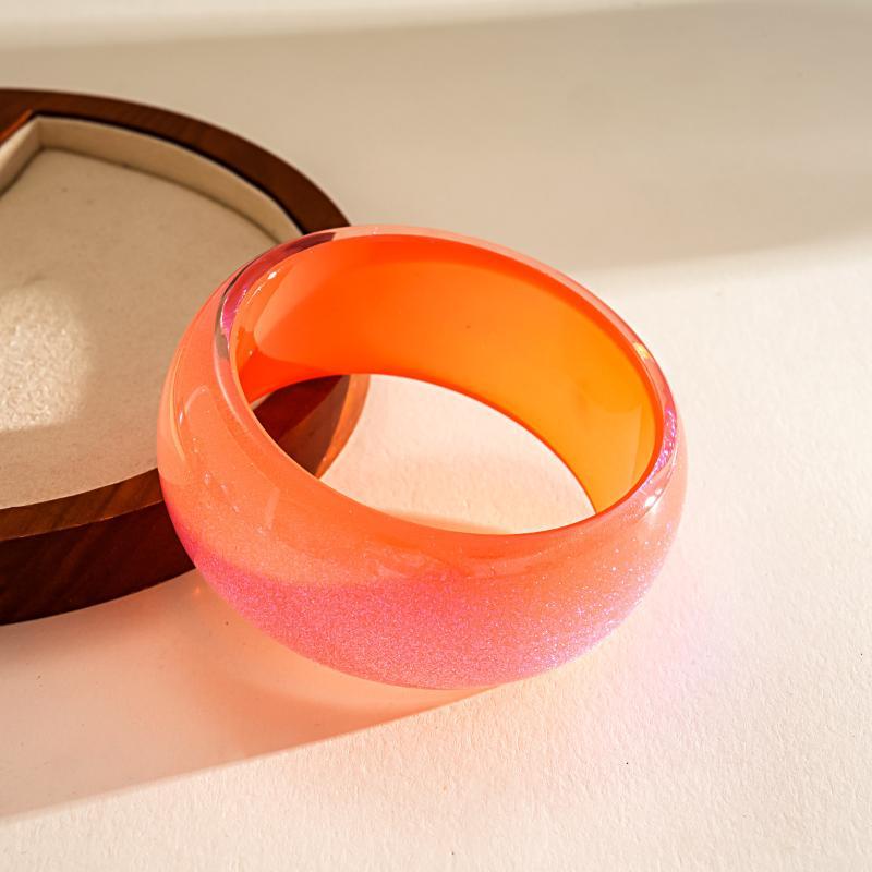 Y2K Boho Vintage Resin Bangle Women Wide Round Bracelet Dopamine Color Statement Wrist Jewelry For Daily Party Wear Accessories