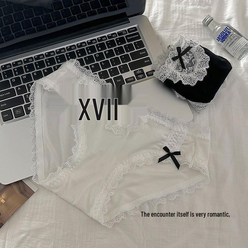Verspielte Herz-klauende Lolita-Magd Spitzenbesetzte Low-Waist Höschen