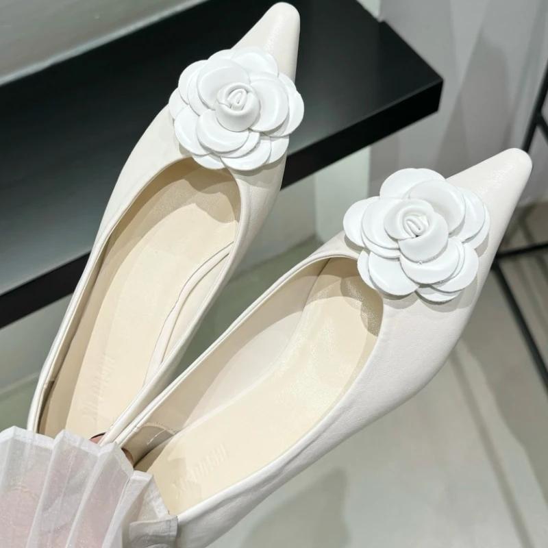 New Elegant Flowers Pointed Toe Square Heeled Flat Shoes Bridal Wedding Shoes Party Casual Shallow Mouth Overfoot Women's Shoes