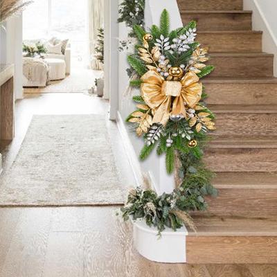 Weihnachtsgirlande, Dekorative Innendekoration, Treppe