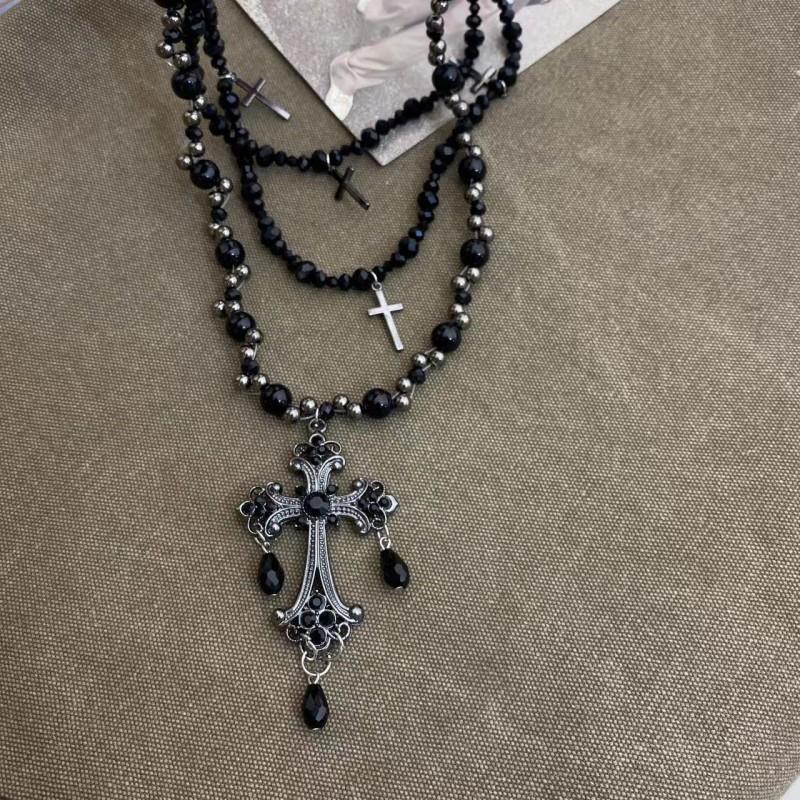 Gothic Punk Layered Choker Necklace Set With Black Cross Pendant Zinc Alloy Dark Aesthetic Multi-Strand Statement Jewelry