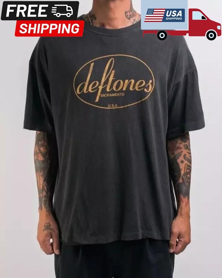 NEW Deftones Vintage Logo TShirt – Classic Alternative Rock Merch  Size S5XL Unisex T-Shirt M