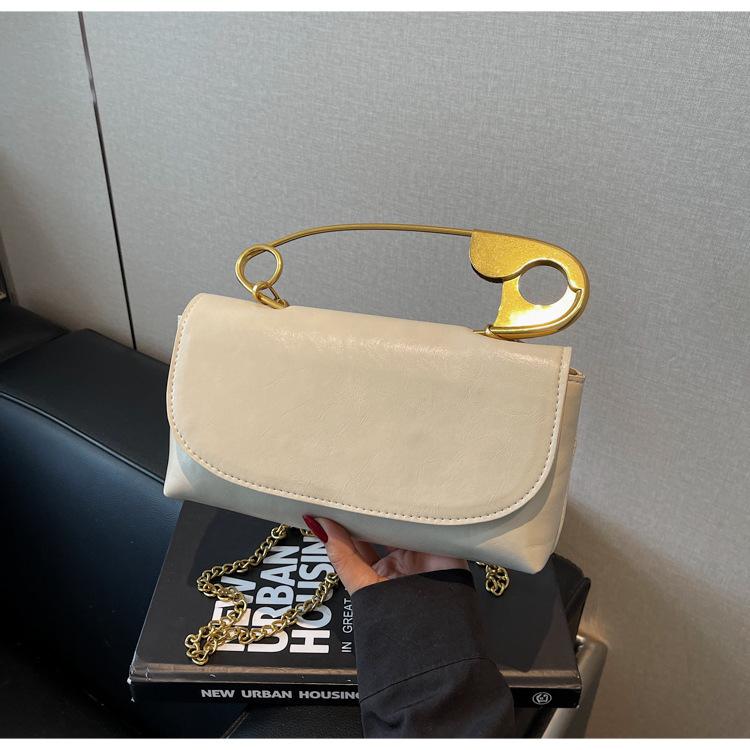 Faux Leather Paperclip Clutch for Women, Chic Chain Shoulder Bag, Minimalist Crossbody Purse