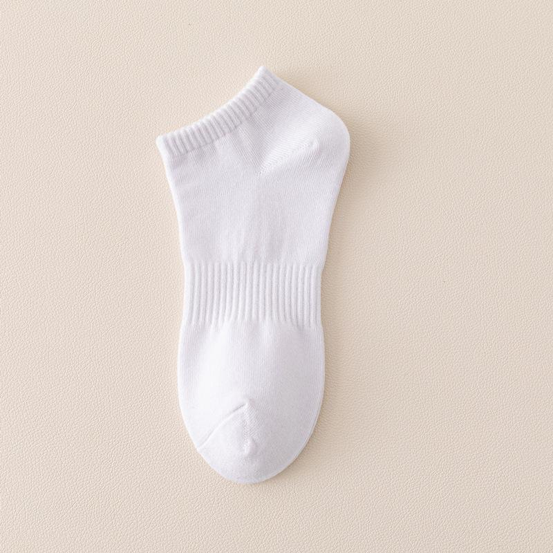 Men's Medium Tube Solid Color Cotton Socks - Black & White, Deodorant & Sweat-Absorbing Sports Socks for Boys.