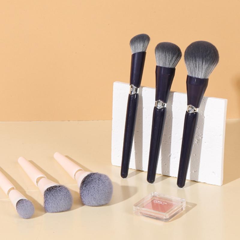 Makeup Brush Kit 3Pcs Premium Contour Blusher Brushes Makeup Brush Blending Foundation Concealer Brush Beauty Cosmetics Tools
