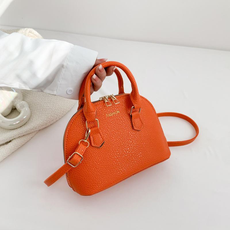 

Shell bag women s 2025 shoulder new fashion trend women s solid color messenger bag simple casual underarm bag women оранжевый