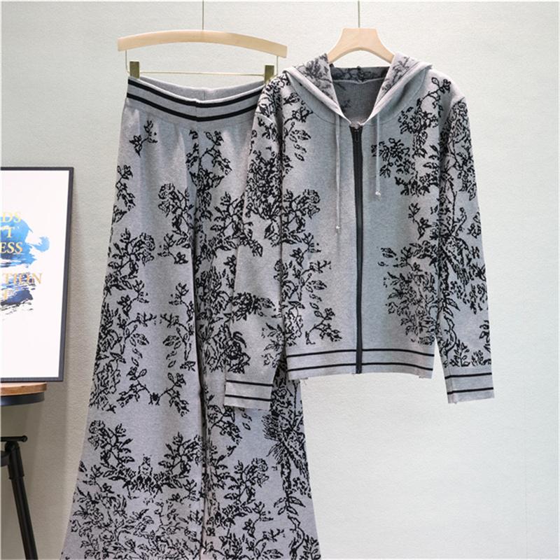 Fashionable Women's Autumn And Winter Ink Painting Suit Loose Knitted Top And Wide Leg Pants Two Piece Suit