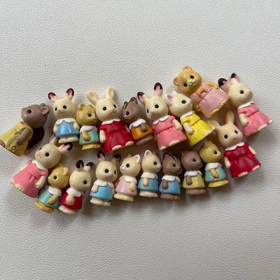1 Stück Forester Families Tierfigur Spielzeug PVC Kaninchenpuppe Katze Bär Modell Spielzeug für Kinder