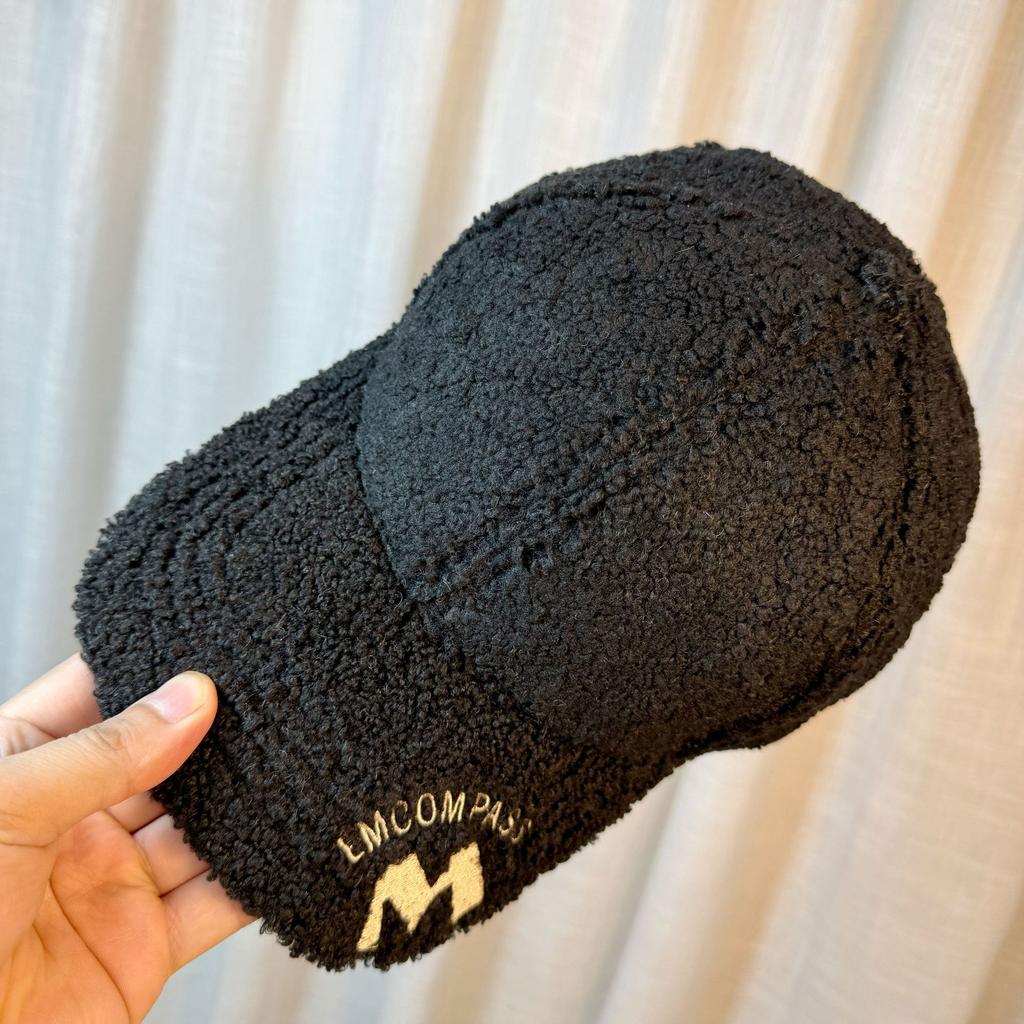 Hat Women's Autumn and Winter Thickened Warm Baseball Cap Korean Style Ins Trendy Shearling Face Revealing Small Versatile Peaked Cap