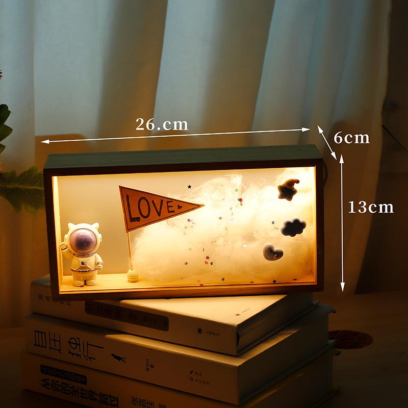 Square LED Night Light - Bedroom Decorative Lamp with USB, Perfect for Birthdays and Festivals.