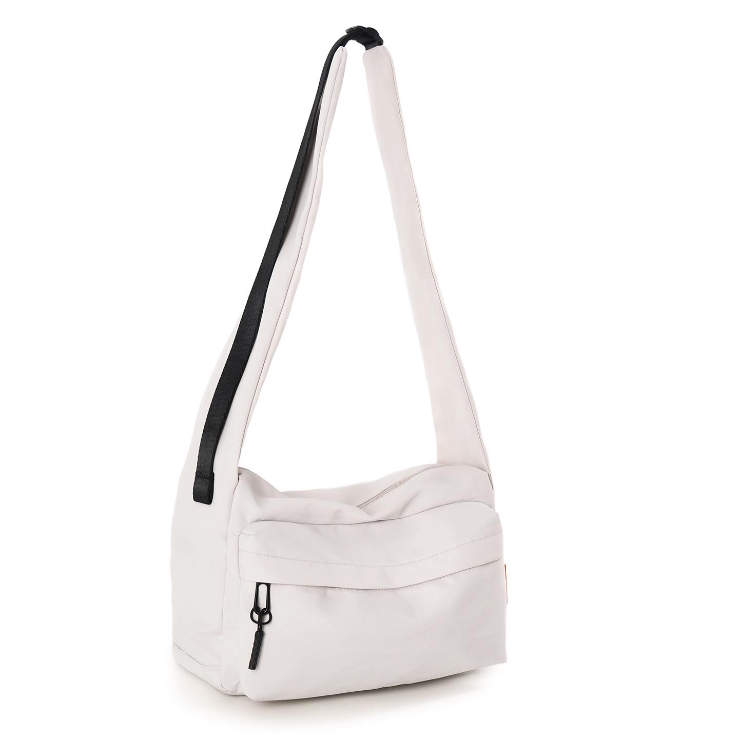 

Korean Style Women s Crossbody Bag - Large Capacity, Versatile, Lightweight, Wide Strap, Ideal for Commuters and Students серый