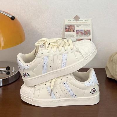 Cremefarbene Eiscreme Retro Sport Skateboard Schuhe Damen Frühling neu Studenten vielseitige Shell Head weiße Schuhe