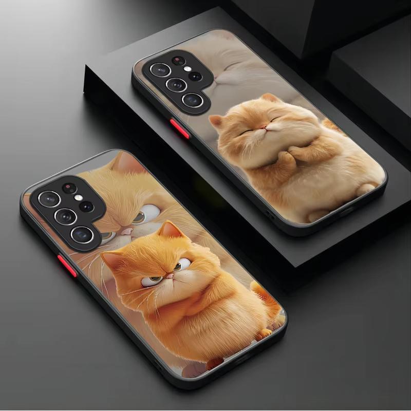 Lovely Black White Cat Matte Phone Case For iPhone 17 16 16e 15 14 13 12 Mini 11 Pro XS Max XR X SE 2022 8 7 Plus Cover